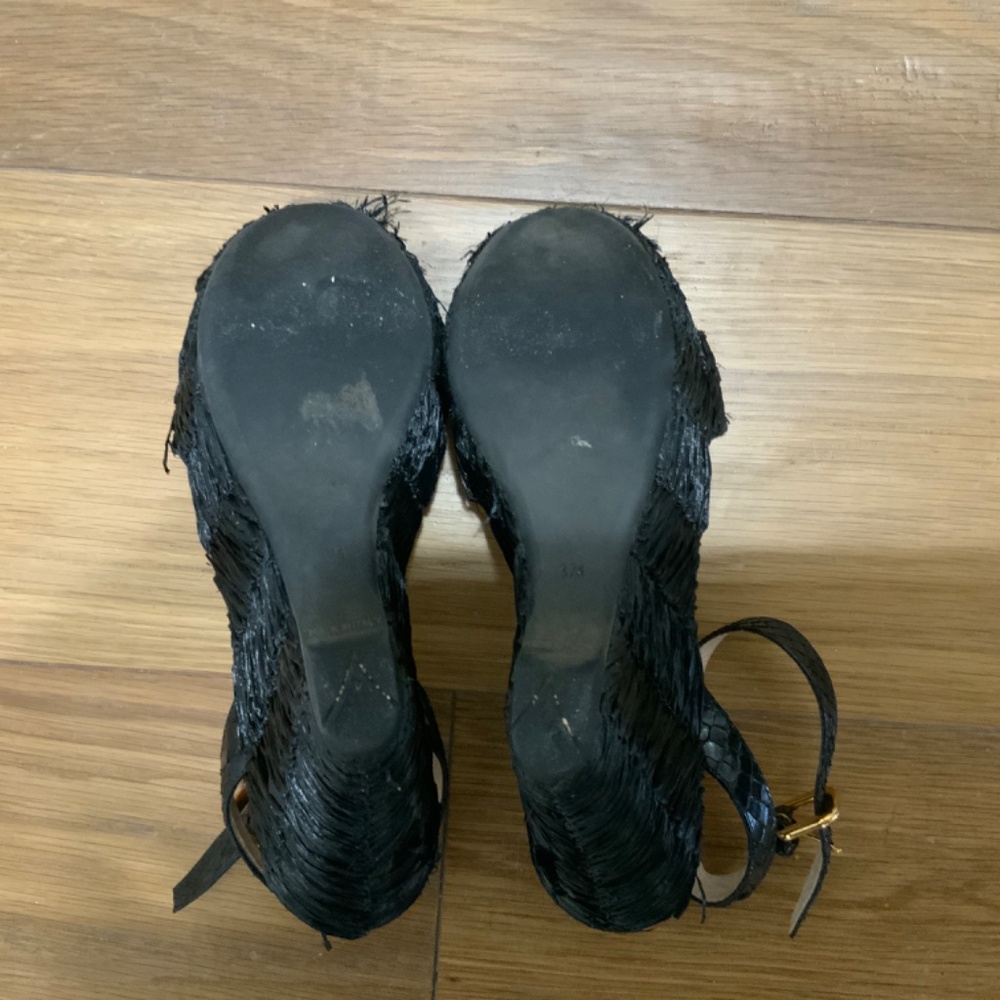 Authentic PRADA Black Raffia Wedges - Picture 8 of 10
